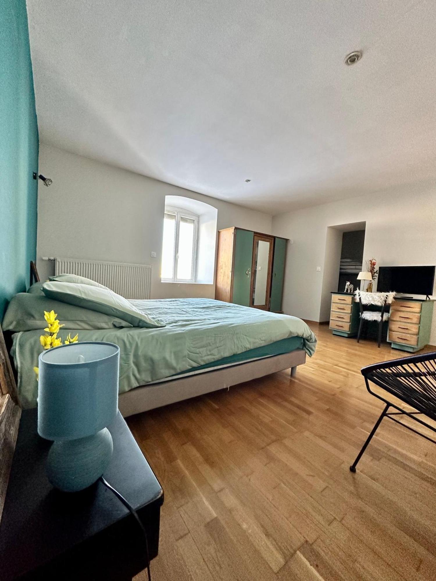 Le Belvedere Des Deux Lacs Apartment