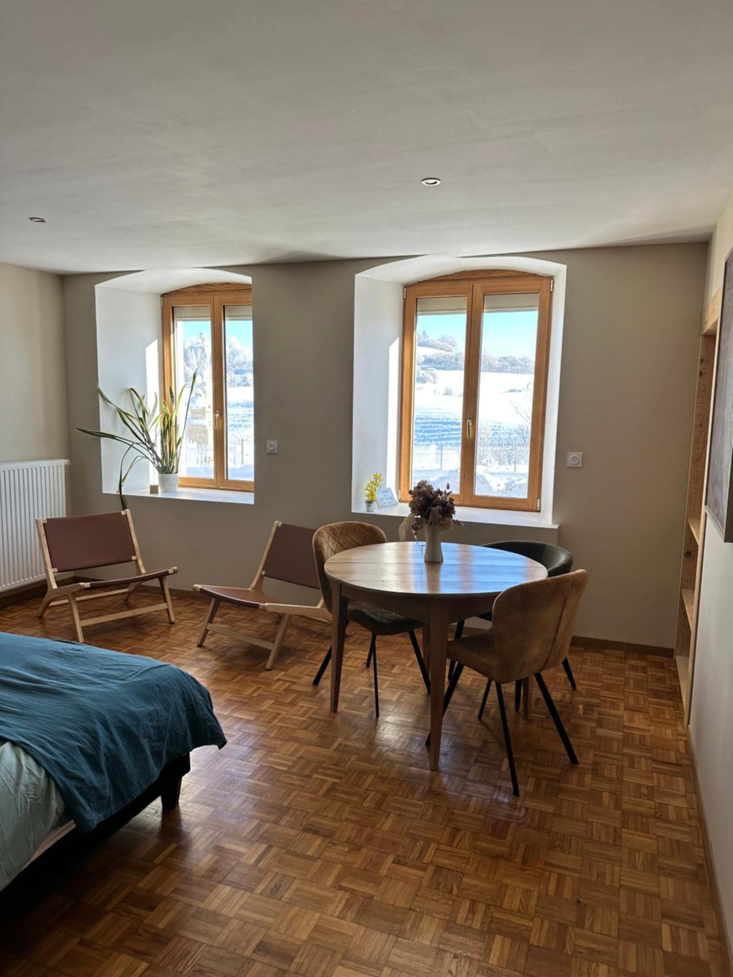 Apartment Le Belvedere Des Deux Lacs Le Brey et Maison du Bois